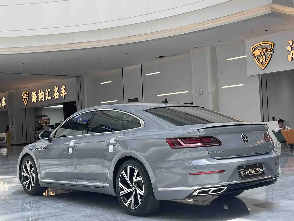 Volkswagen CC 2023 — фото 3