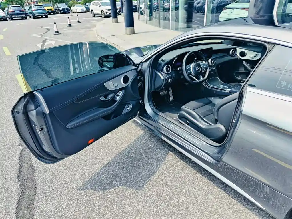 Mercedes-Benz C-Class 2020 — фото 13