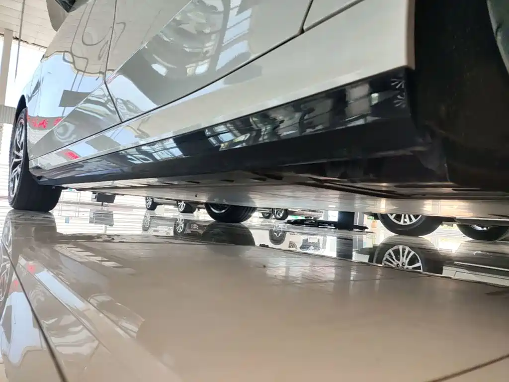 BMW i5 2025 — фото 22