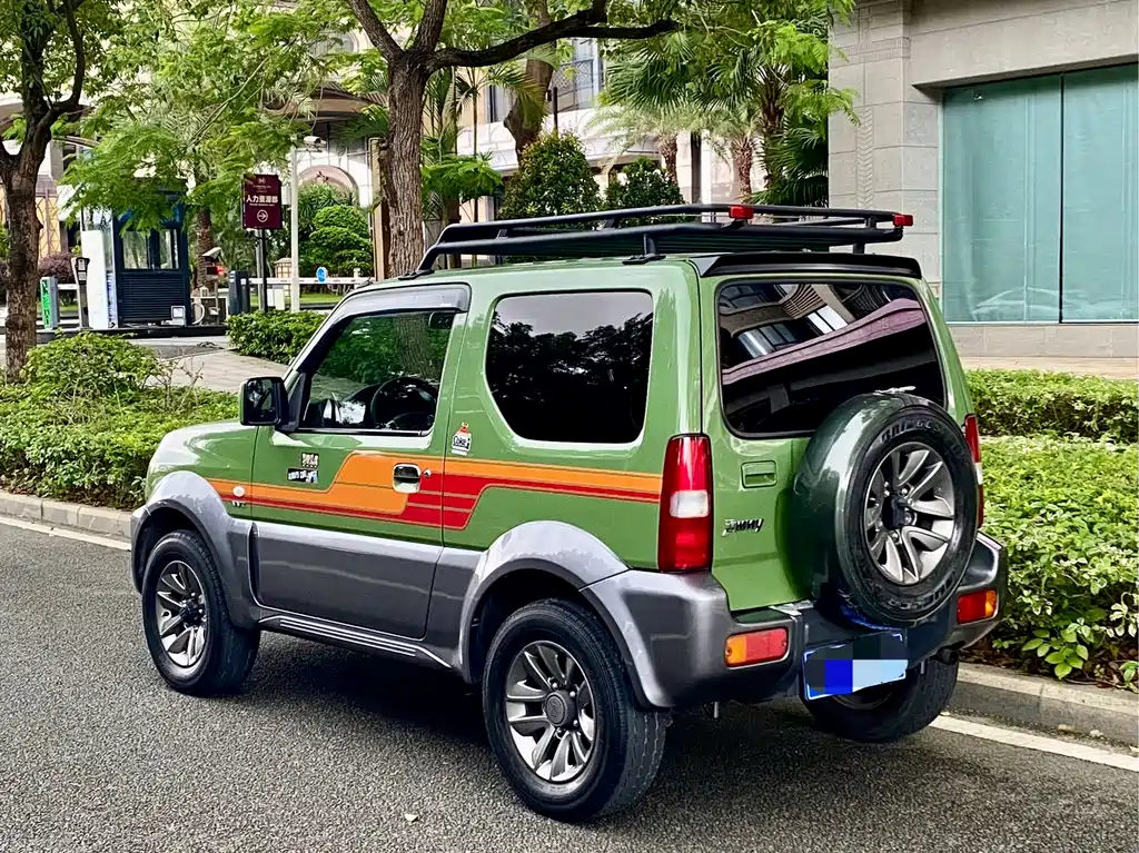 Suzuki Jimny 2017 — фото 7
