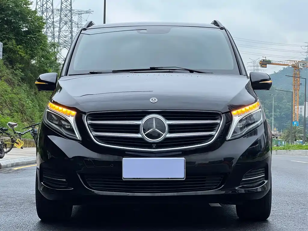 Mercedes-Benz V-Class 2018 — фото 3