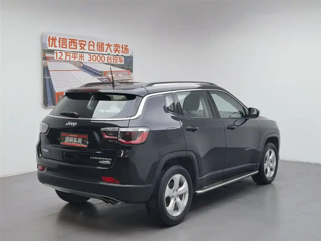Jeep Compass 2019 — фото 2