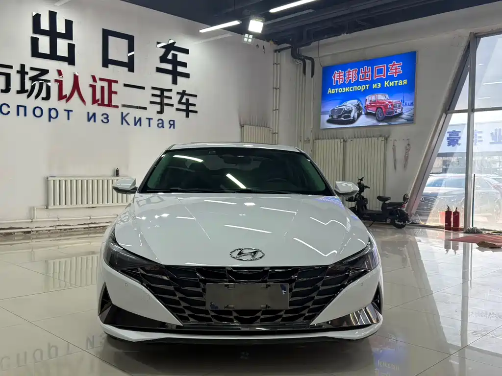 Hyundai Elantra 2022 — фото 2