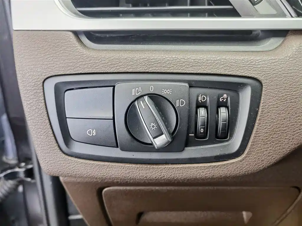 BMW X1 2022 — фото 21