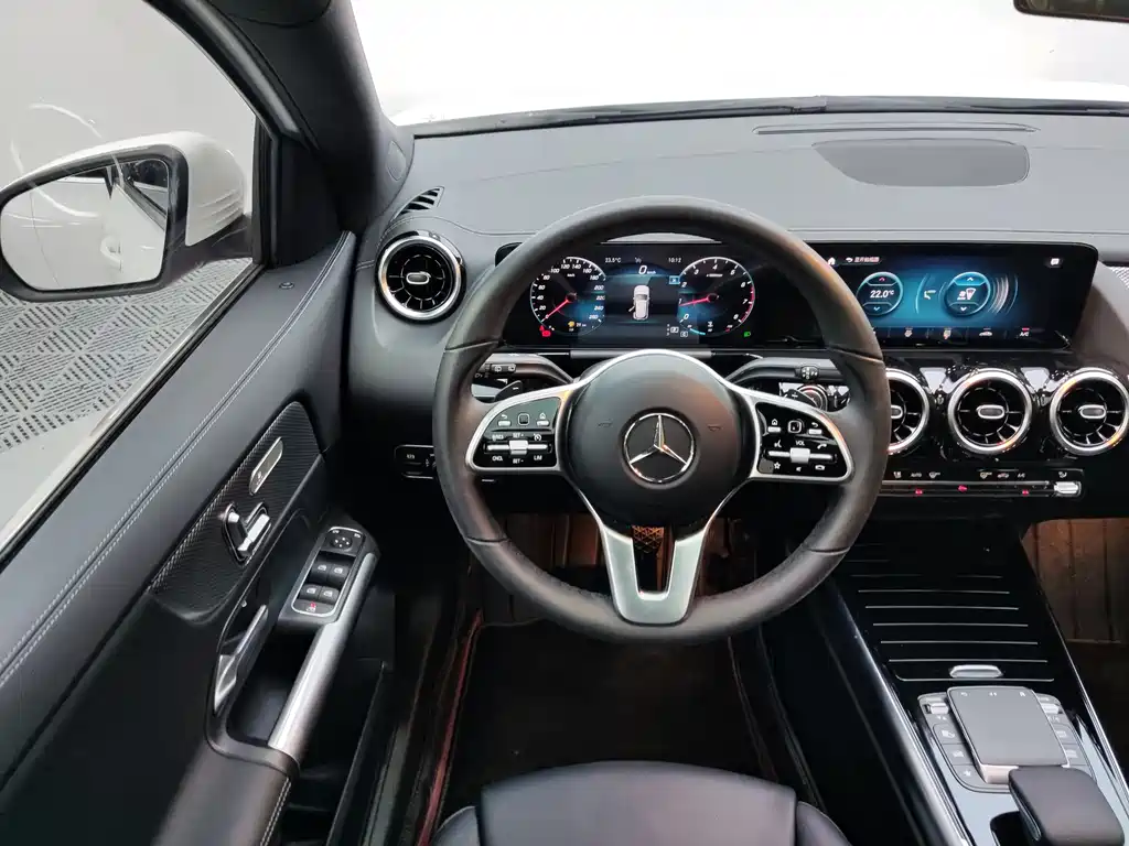 Mercedes-Benz GLA 2021 — фото 14