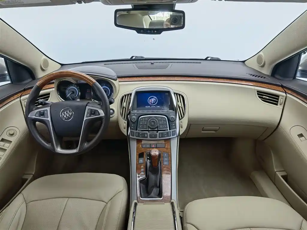Buick LaCrosse 2012 — фото 5