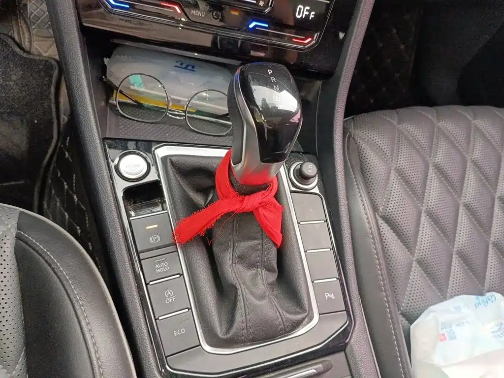 Volkswagen Sagitar 2022