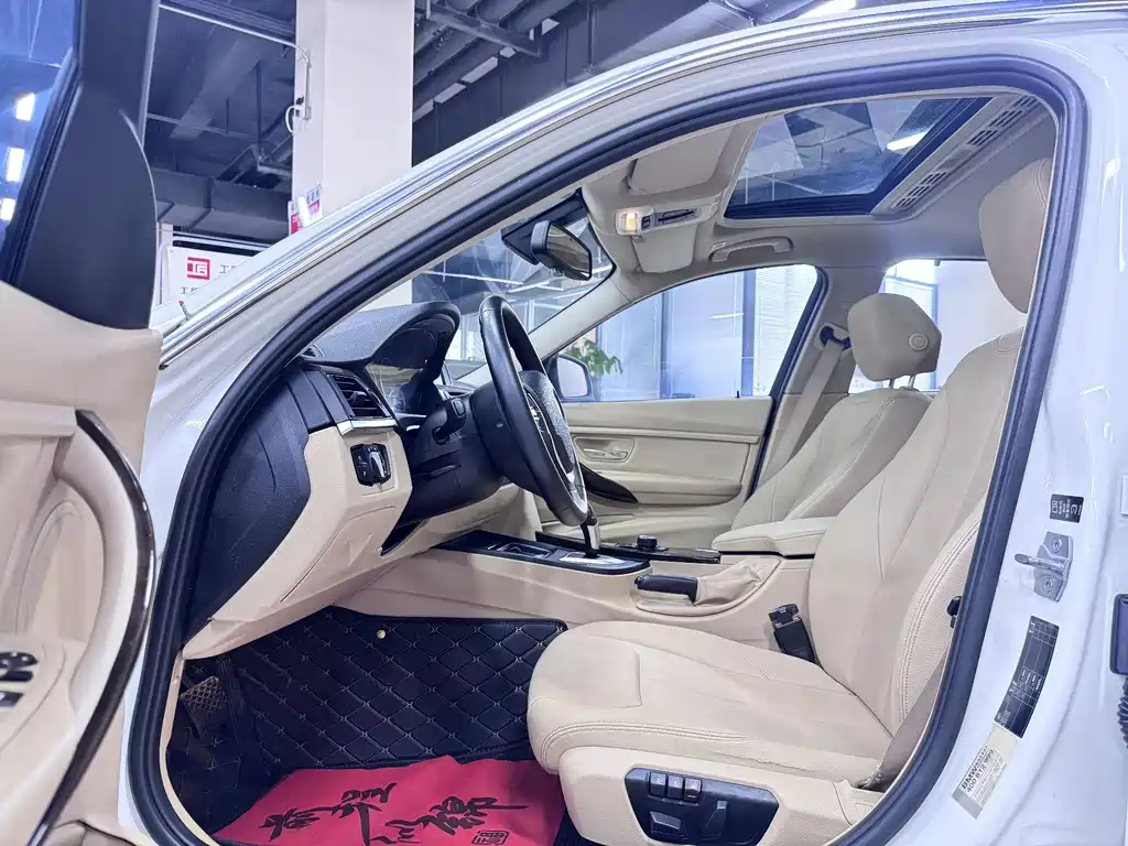 BMW 3 Series 2013
