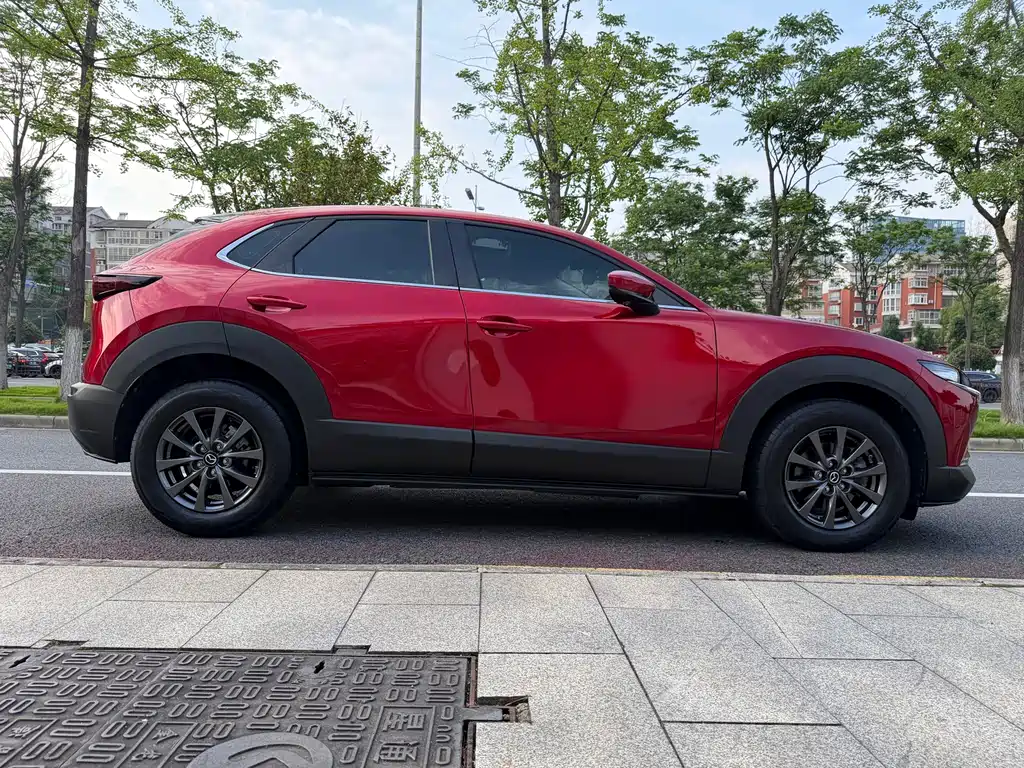 Mazda CX-30 2022 — фото 8