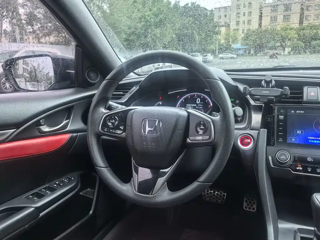 Honda Civic 2020 — фото 10