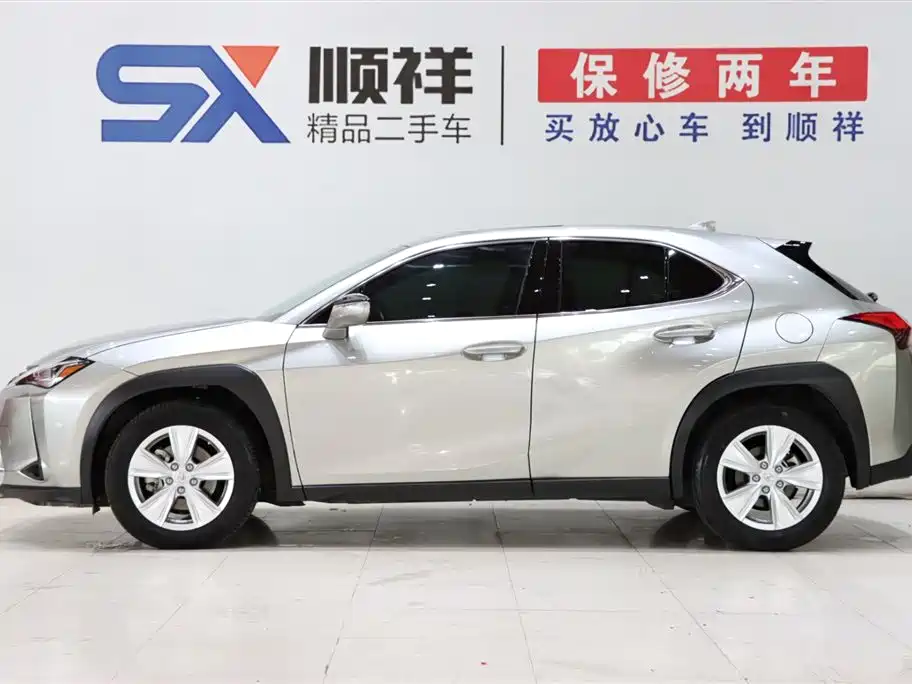 Lexus UX 2022 — фото 4