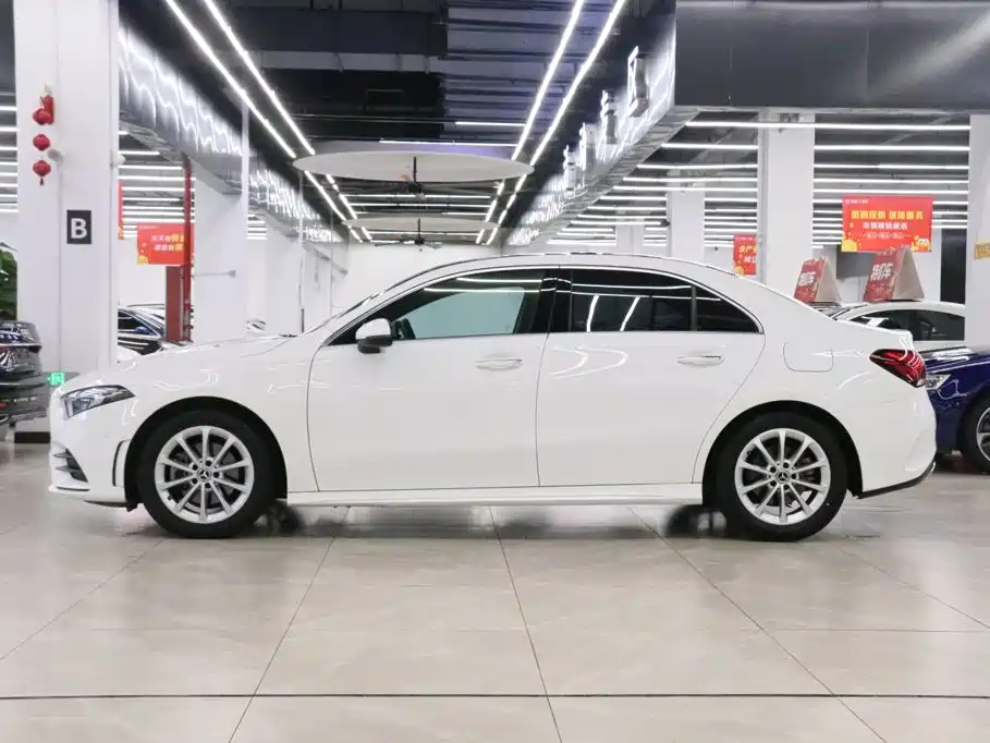 Mercedes-Benz A-Class 2021