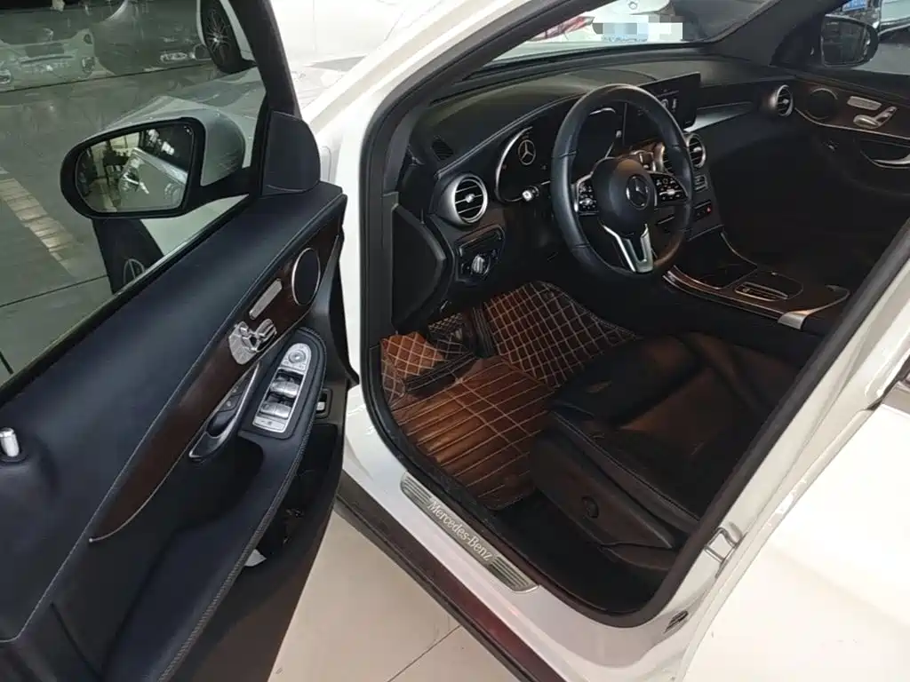 Mercedes-Benz GLC 2021 — фото 16