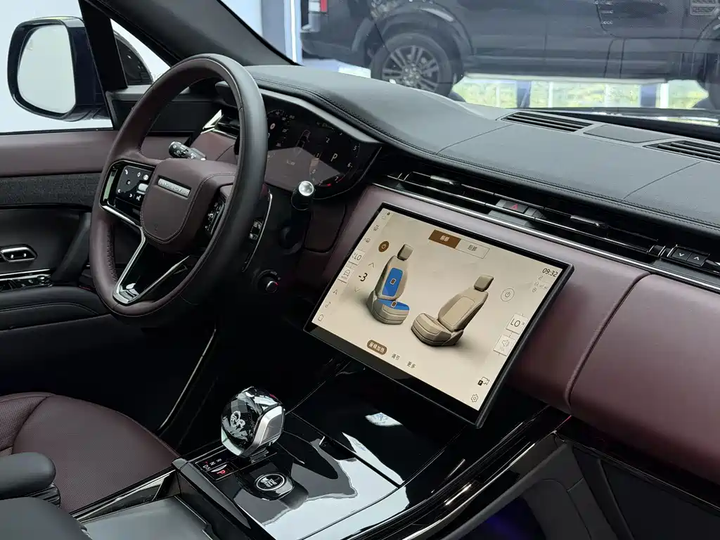Land Rover Range Rover Sport 2025 — фото 9