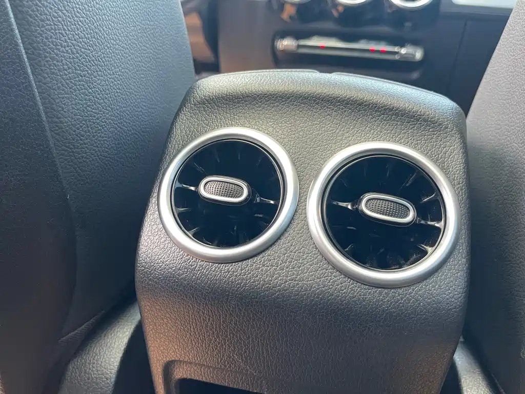 Mercedes-Benz GLB 2020 — фото 18