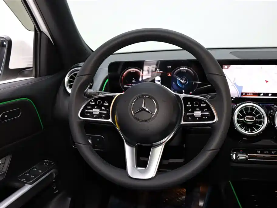Mercedes-Benz GLB 2022 — фото 13