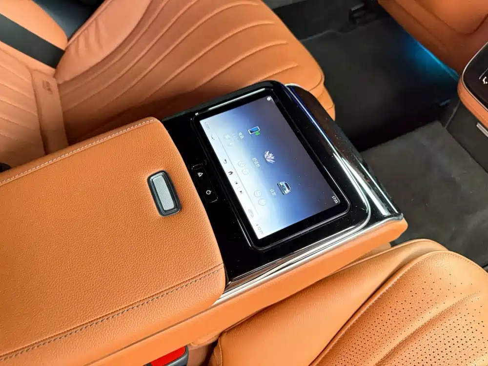 Mercedes-Benz S-Class 2023 — фото 18