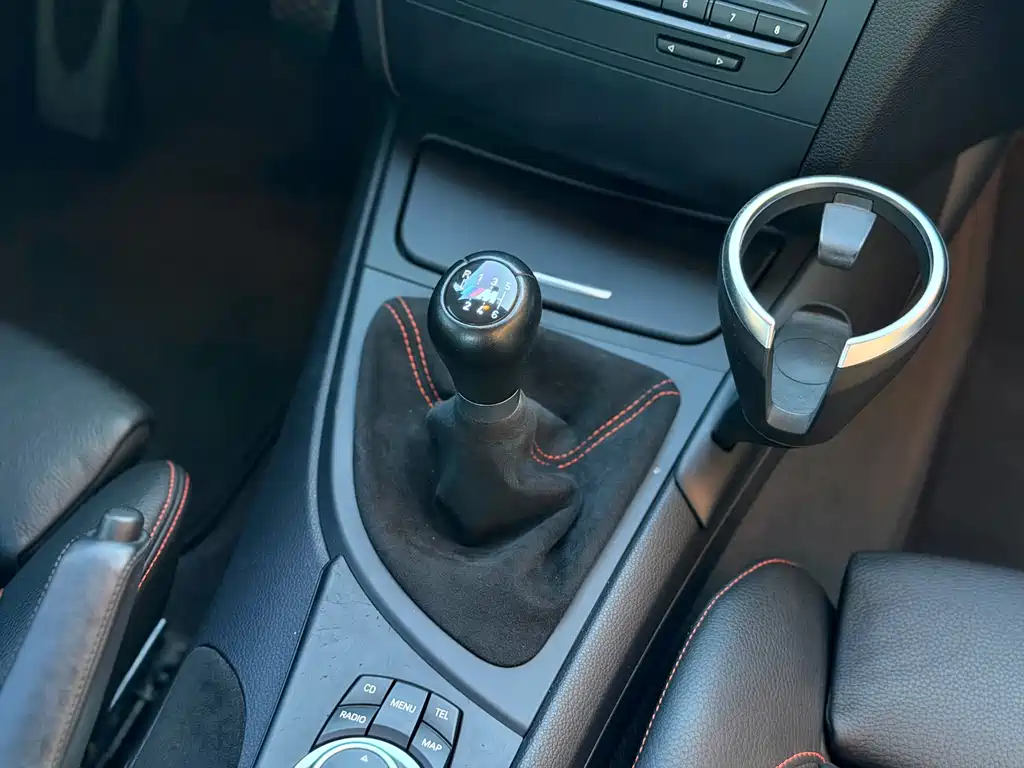 BMW 1 Series M 2012 — фото 17