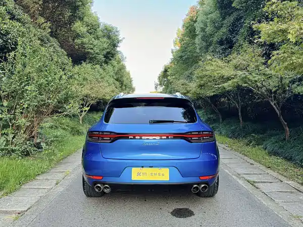Porsche Macan 2020