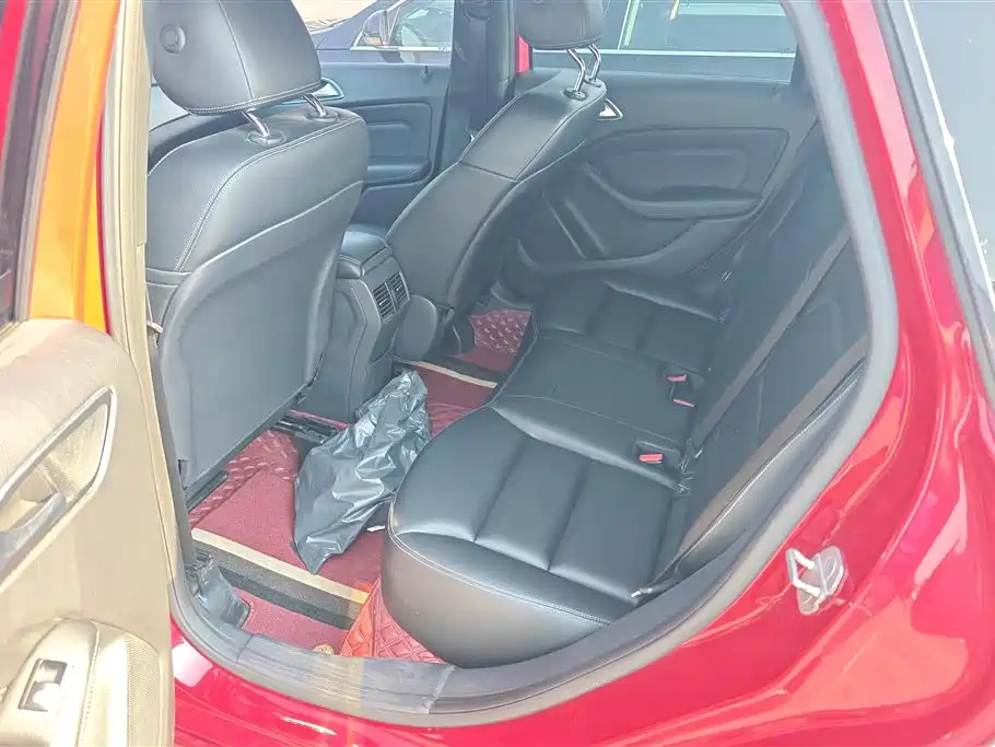 Mercedes-Benz B-Class 2015 — фото 11
