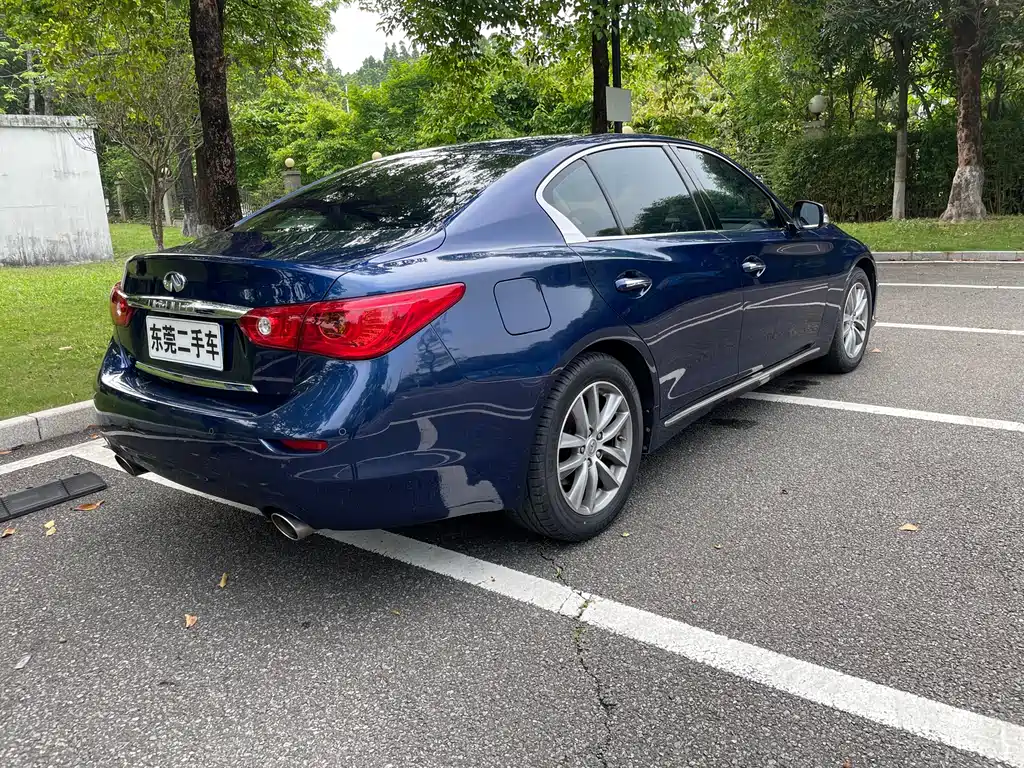 Infiniti Q50L 2017 — фото 15