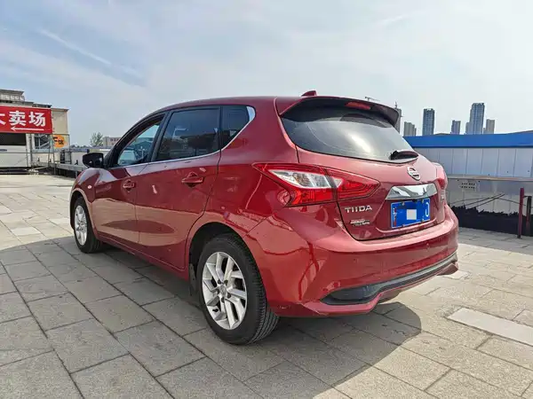Nissan Tiida 2021