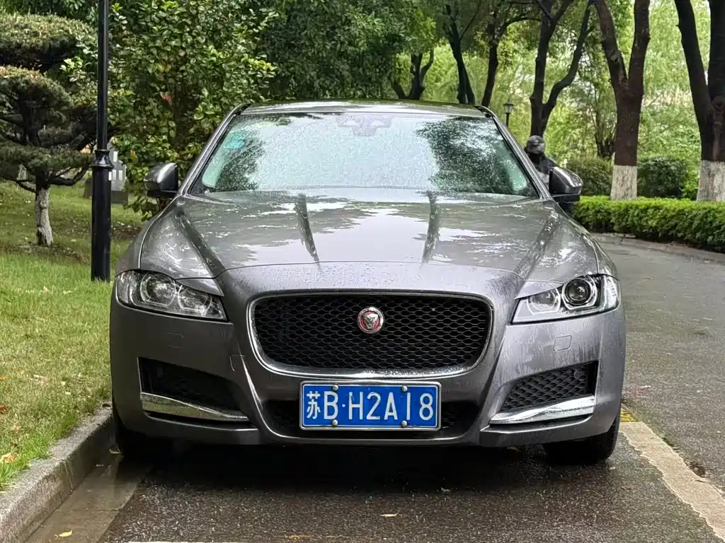Jaguar XF 2016 — фото 2