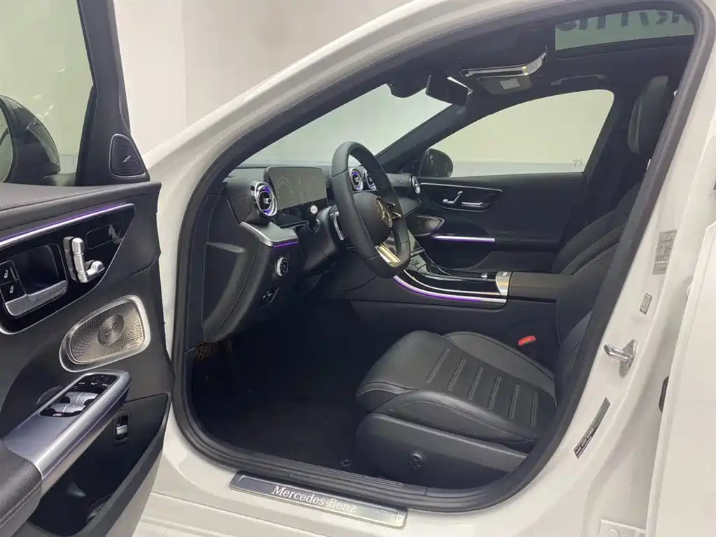 Mercedes-Benz C-Class 2022 — фото 17