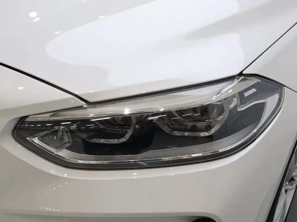 BMW 1 Series 2022 — фото 18