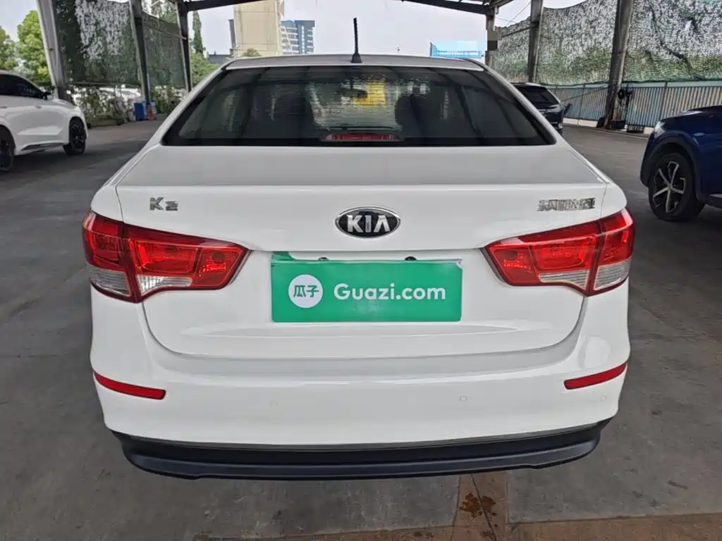 Kia K2 2015