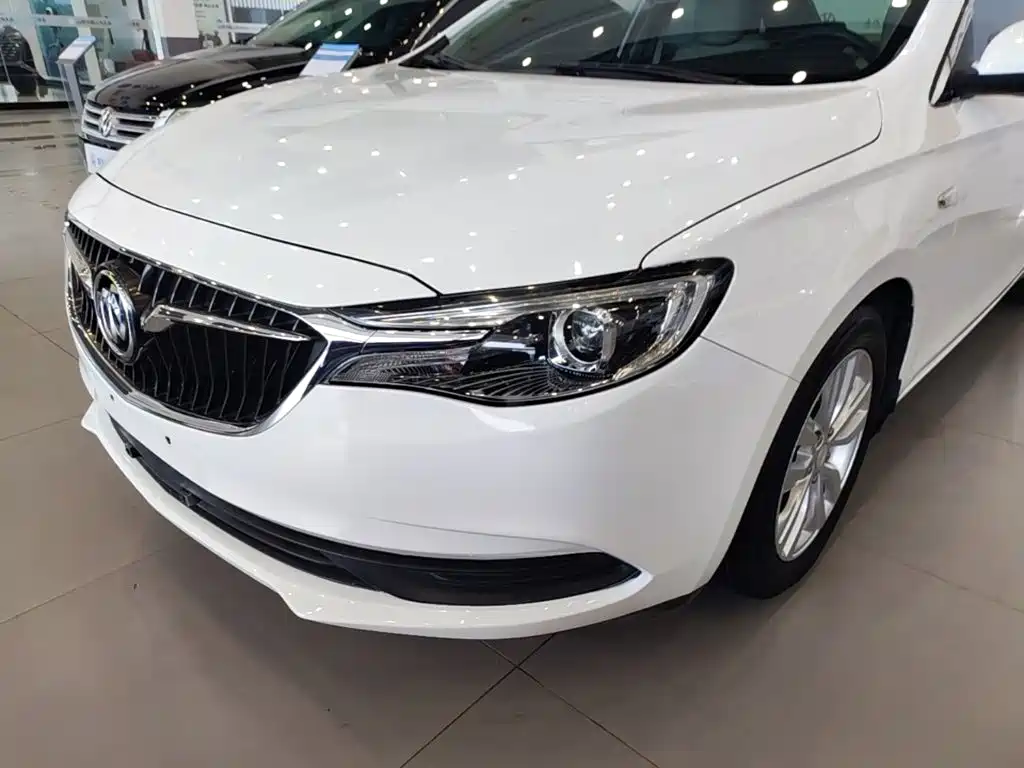 Buick Excelle GT 2019 — фото 24