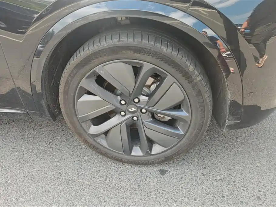 Li Auto Li L9 2024