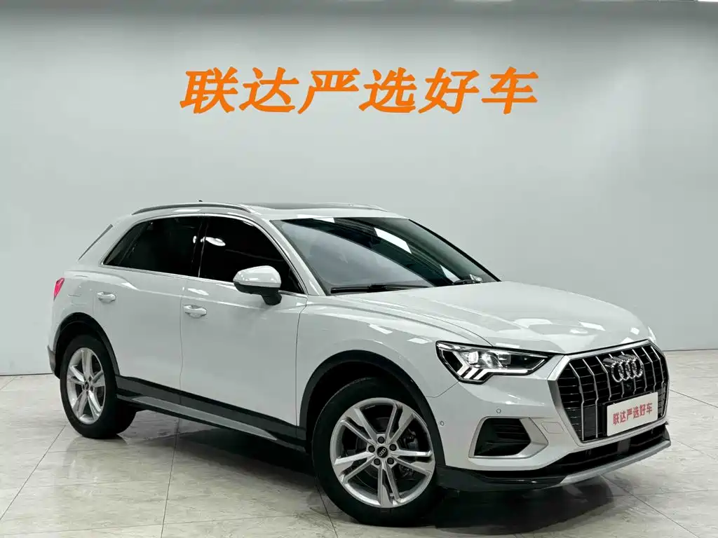 Audi Q3 2022 — фото 23