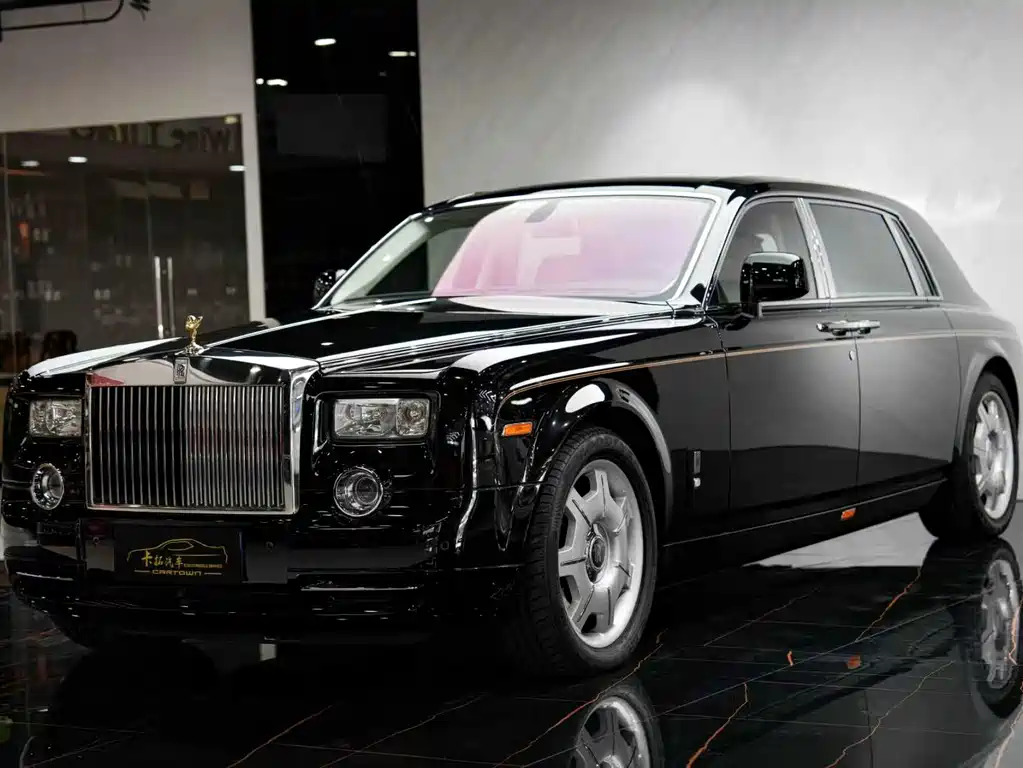Rolls-Royce Phantom 2011 — фото 2