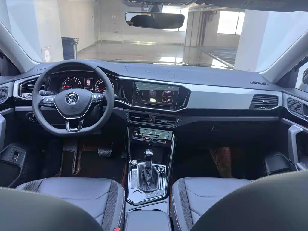 BMW 3 Series 2023 — фото 11
