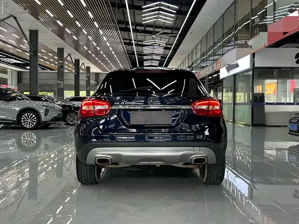 Mercedes-Benz GLA 2016