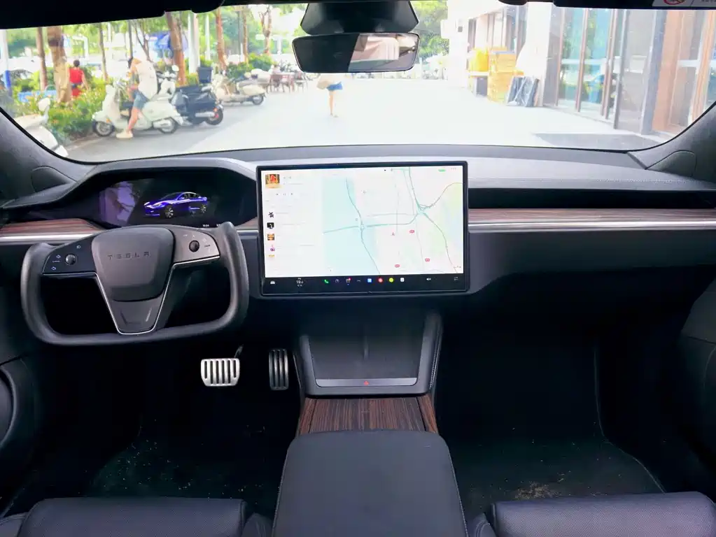 Tesla Model S 2023