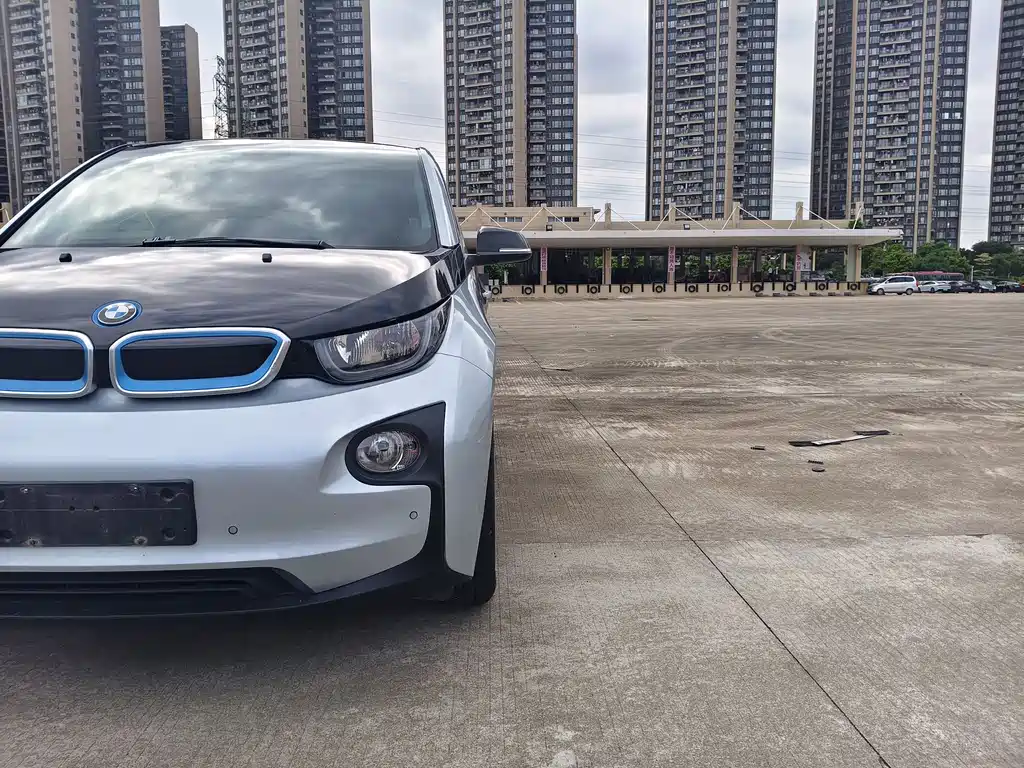 BMW i3 2017 — фото 19