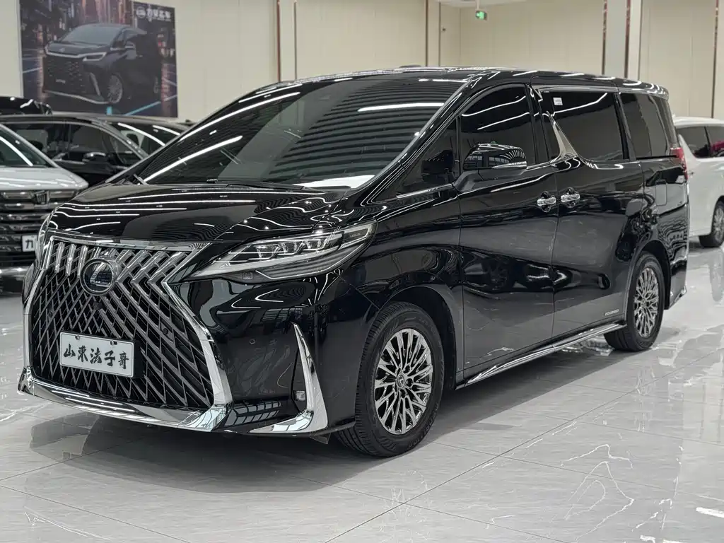 Lexus LM 2021