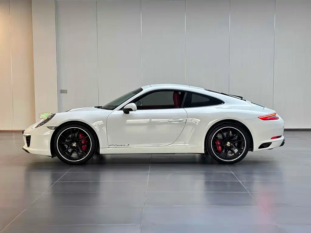 Porsche 911 2016