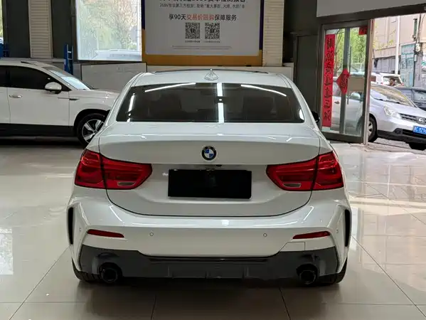 BMW 1 Series 2022