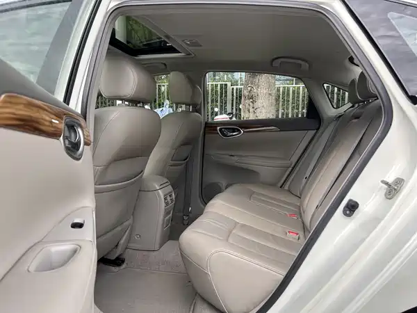 Nissan Sylphy 2015