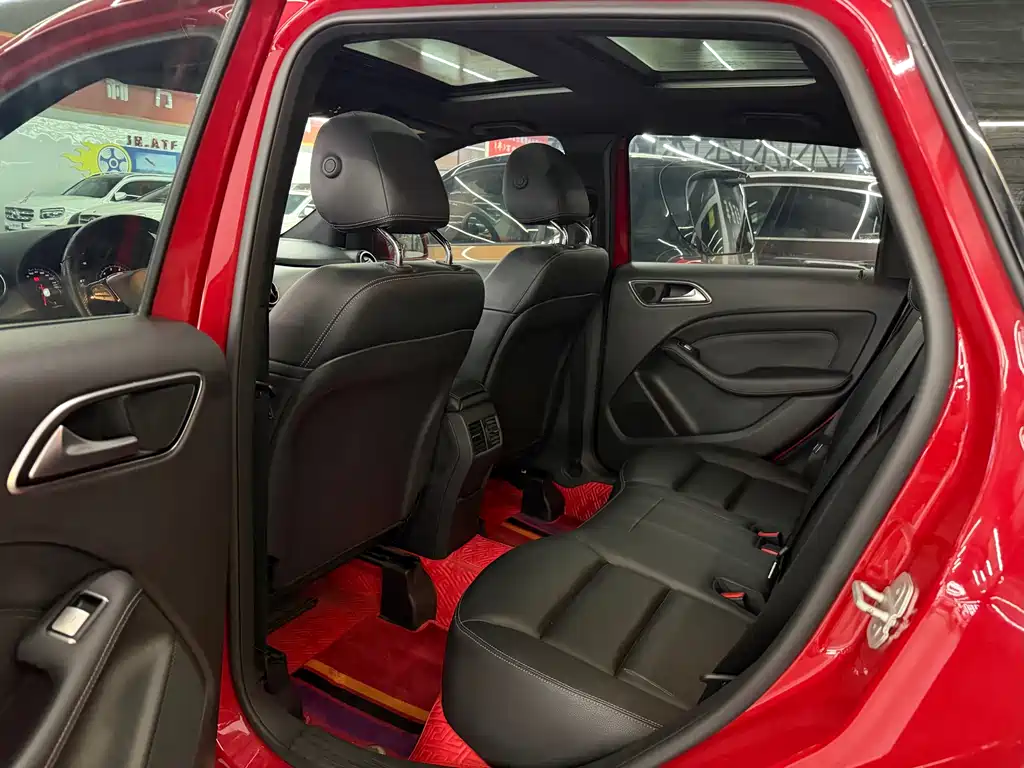 Mercedes-Benz B-Class 2016