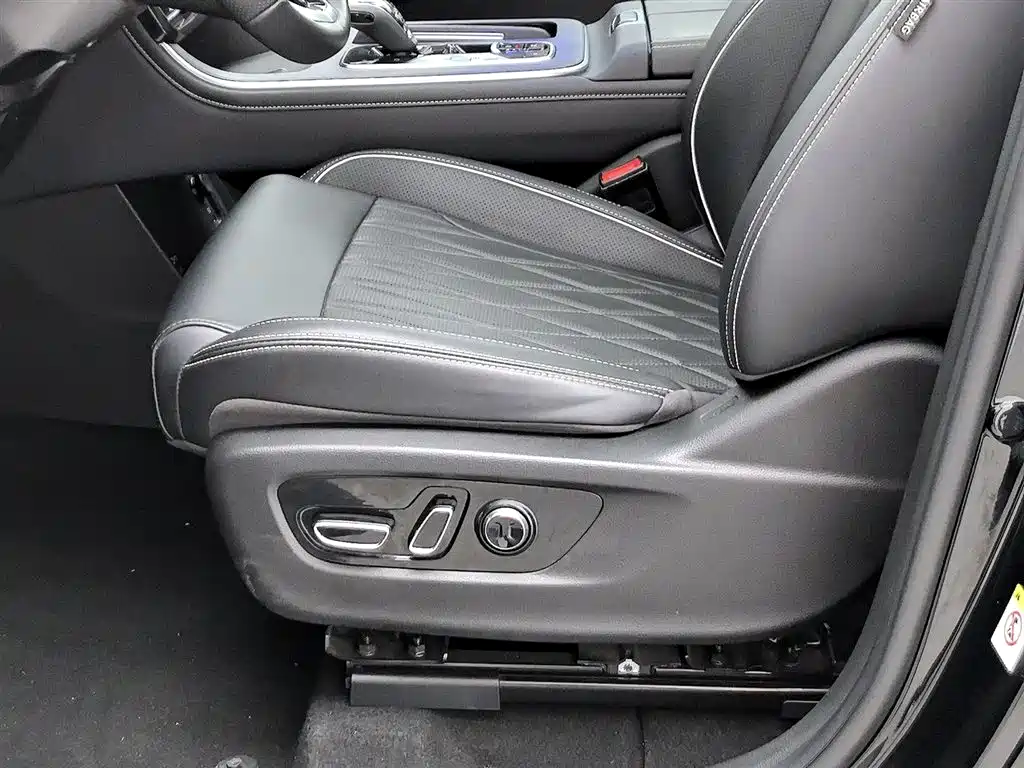 GAC Motor Trumpchi GS8 2025 — фото 20