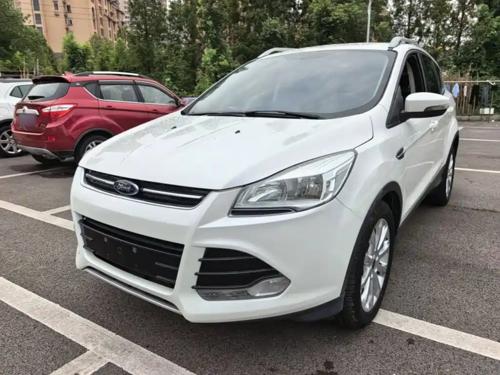 Ford Kuga 2015 — фото 2