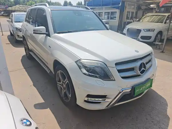 Mercedes-Benz GLK-Class 2015