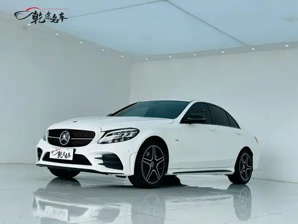 Mercedes-Benz C-Class 2021