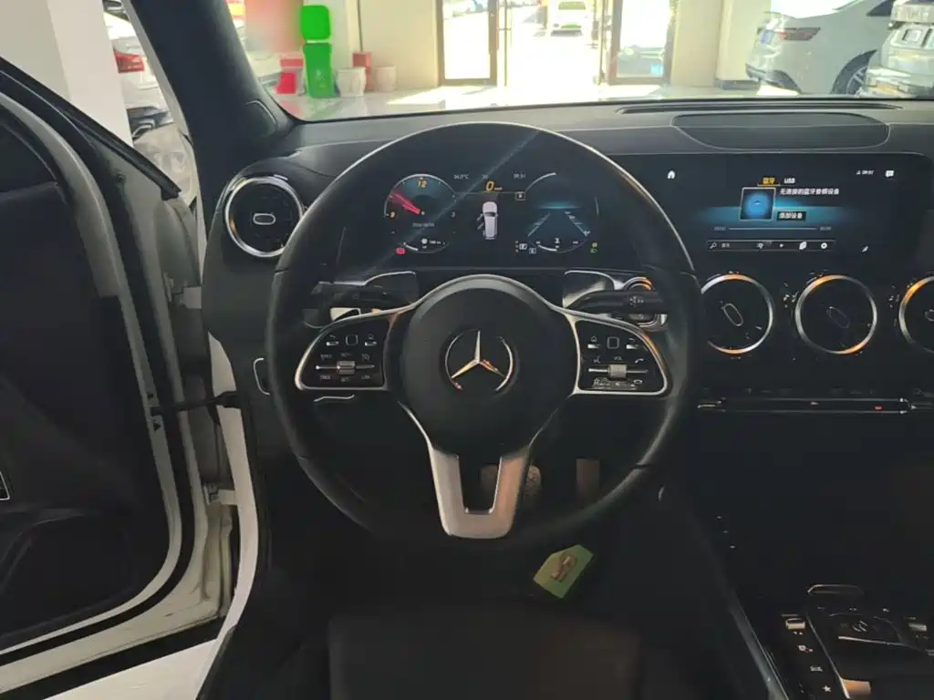 Mercedes-Benz GLB 2021 — фото 11