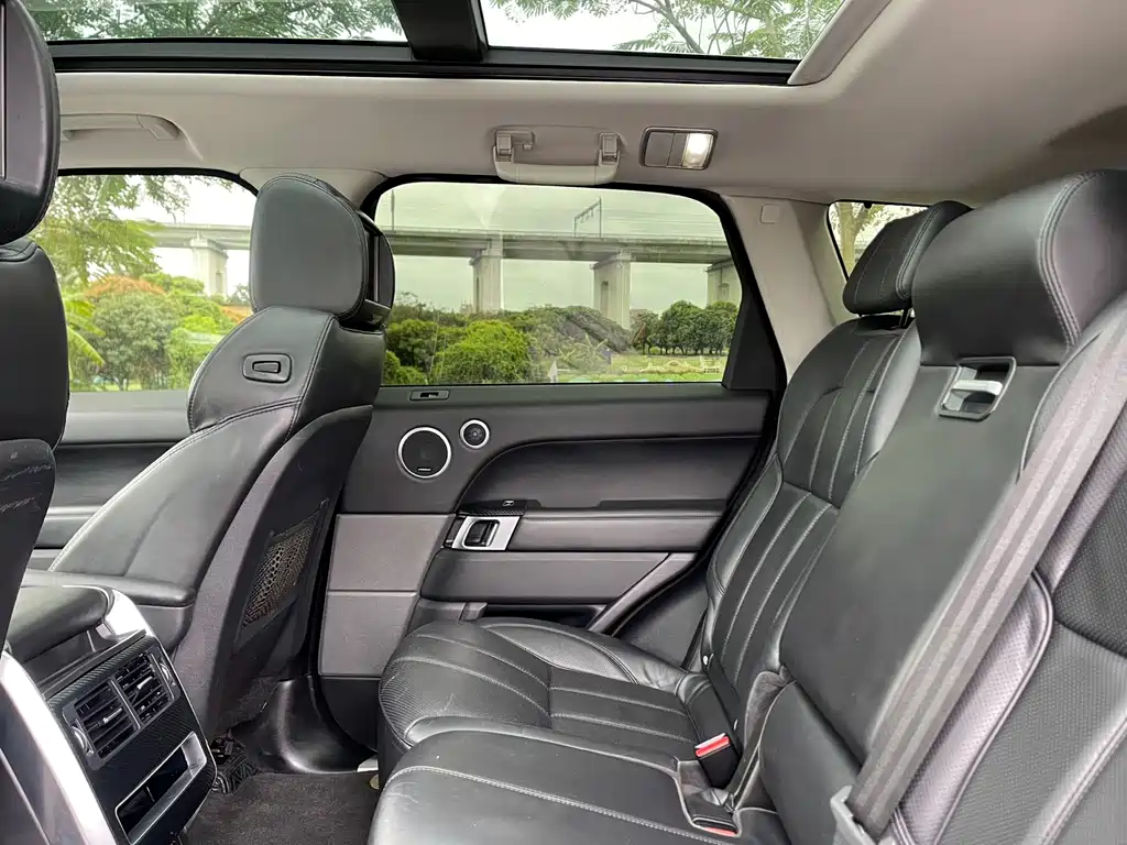 Land Rover Sport 2015 — фото 16