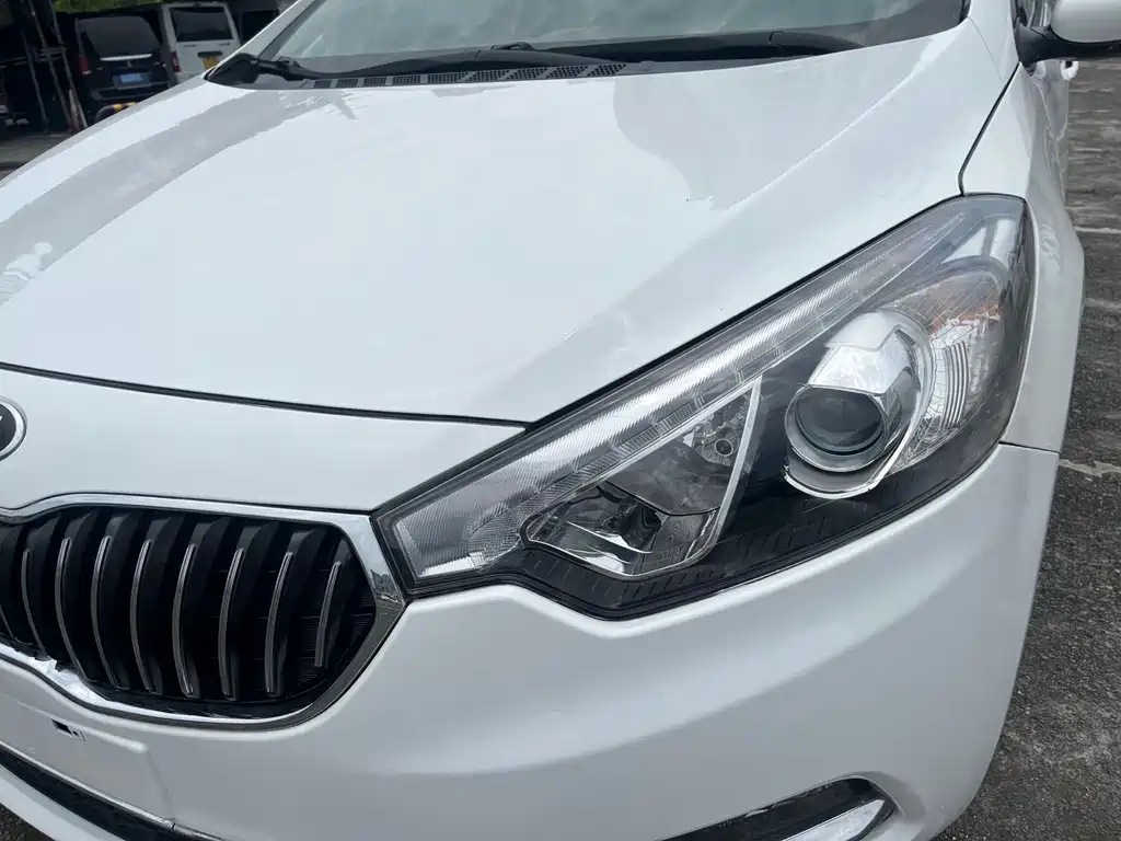 Kia K3 2015 — фото 10